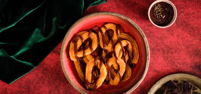 AVIKO Churros shokoladli karamel va anis bilan